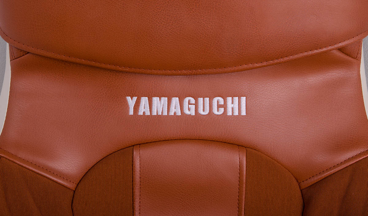 Масажна накидка YAMAGUCHI Turbo Axiom