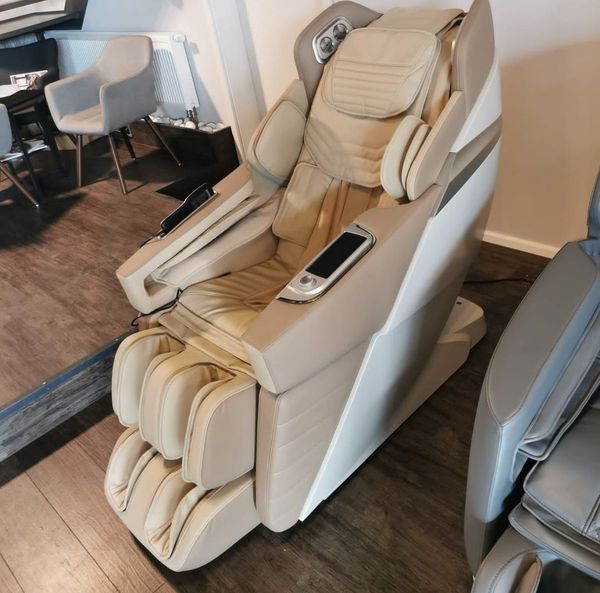 Массажное кресло Casada AlphaSonic III White Khaki