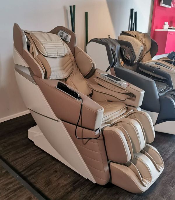 Масажне крісло Casada AlphaSonic III White Khaki